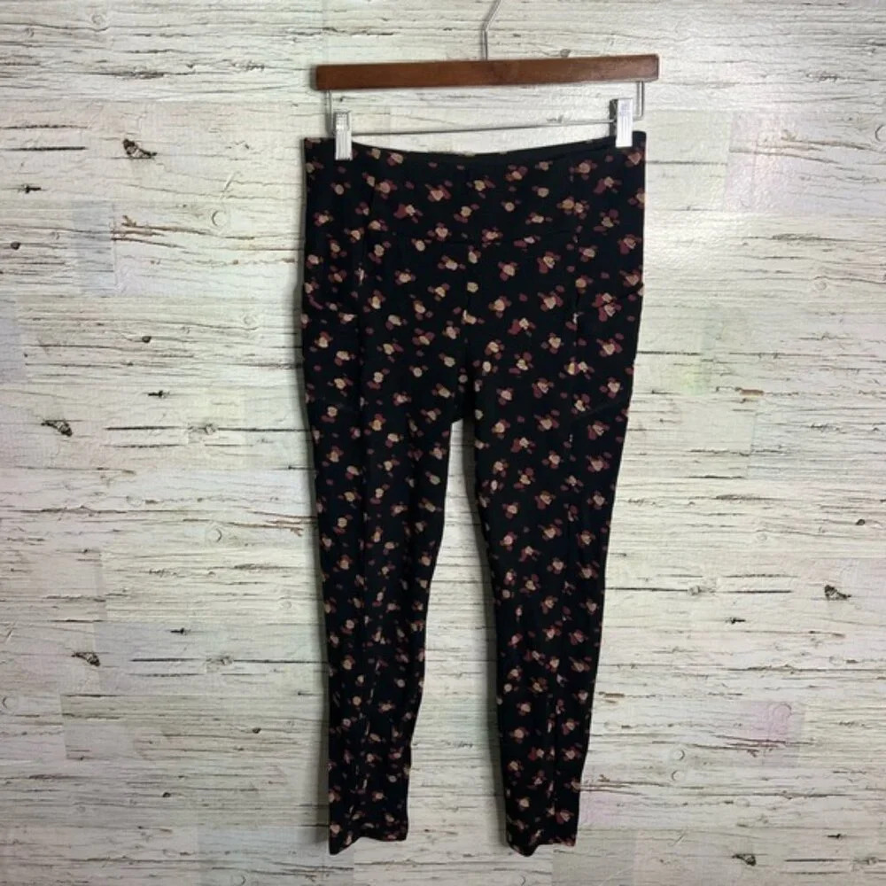 Cabi Printed  Lean Legging #4142 Black Flower Burst size small